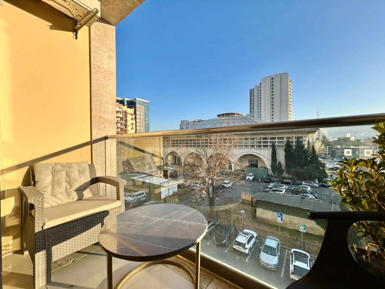 City Center - Next To Holiday Inn -2Br Apartment Tbilisi Zewnętrze zdjęcie