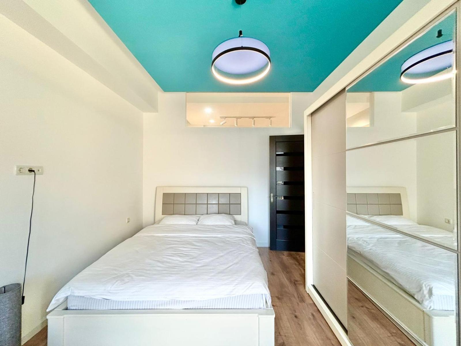 City Center - Next To Holiday Inn -2Br Apartment Tbilisi Zewnętrze zdjęcie
