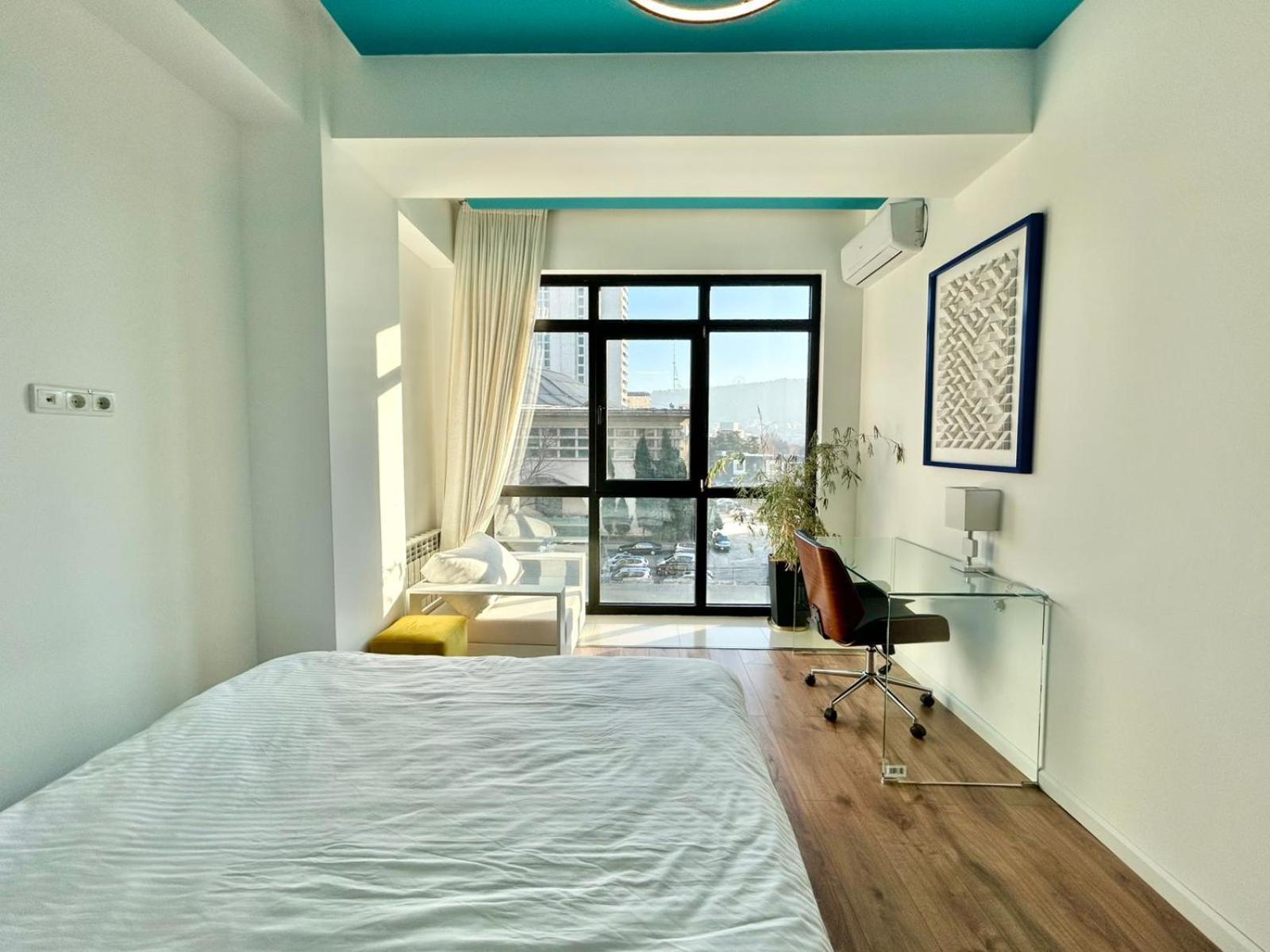 City Center - Next To Holiday Inn -2Br Apartment Tbilisi Zewnętrze zdjęcie