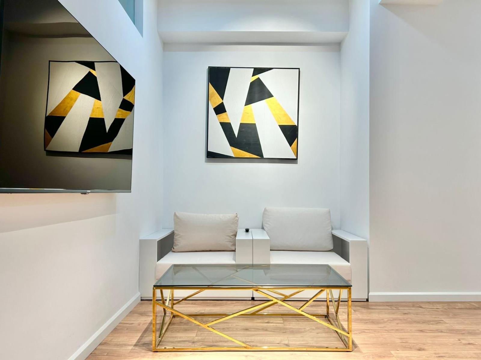 City Center - Next To Holiday Inn -2Br Apartment Tbilisi Zewnętrze zdjęcie